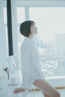 红色av